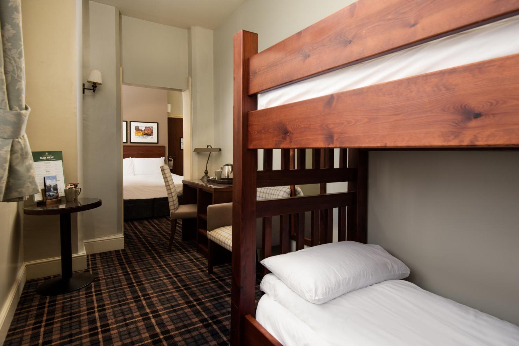 The Ambleside Inn - The Inn Collection Group Room photo